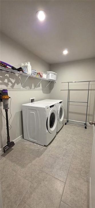 En Renta: $2,600 (3 camas, 2 baños, 2230 Pies cuadrados)