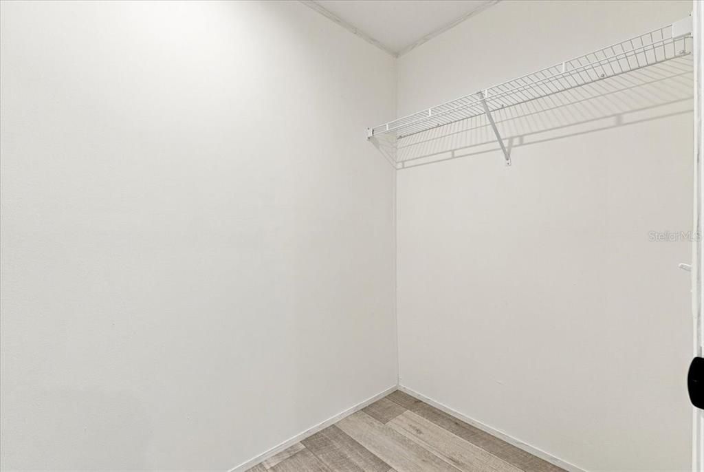 For Sale: $239,999 (3 beds, 2 baths, 1493 Square Feet)