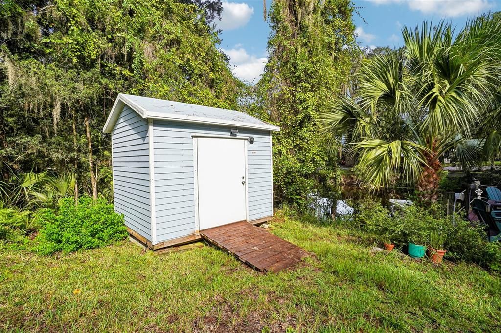 For Sale: $389,000 (2 beds, 2 baths, 1298 Square Feet)