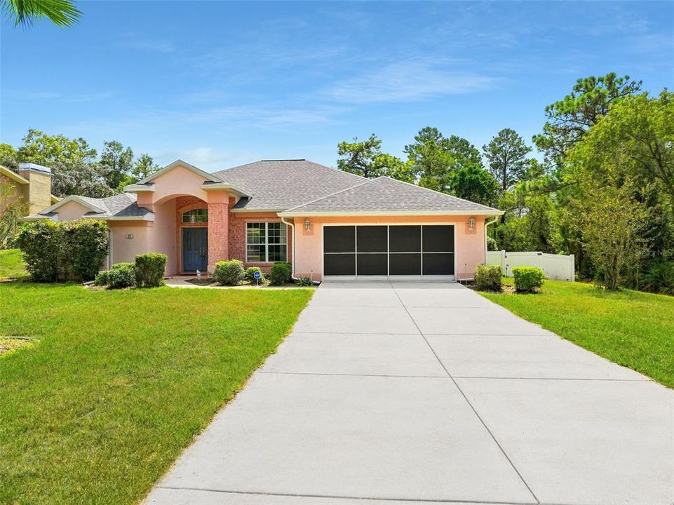 For Sale: $430,000 (3 beds, 2 baths, 2386 Square Feet)