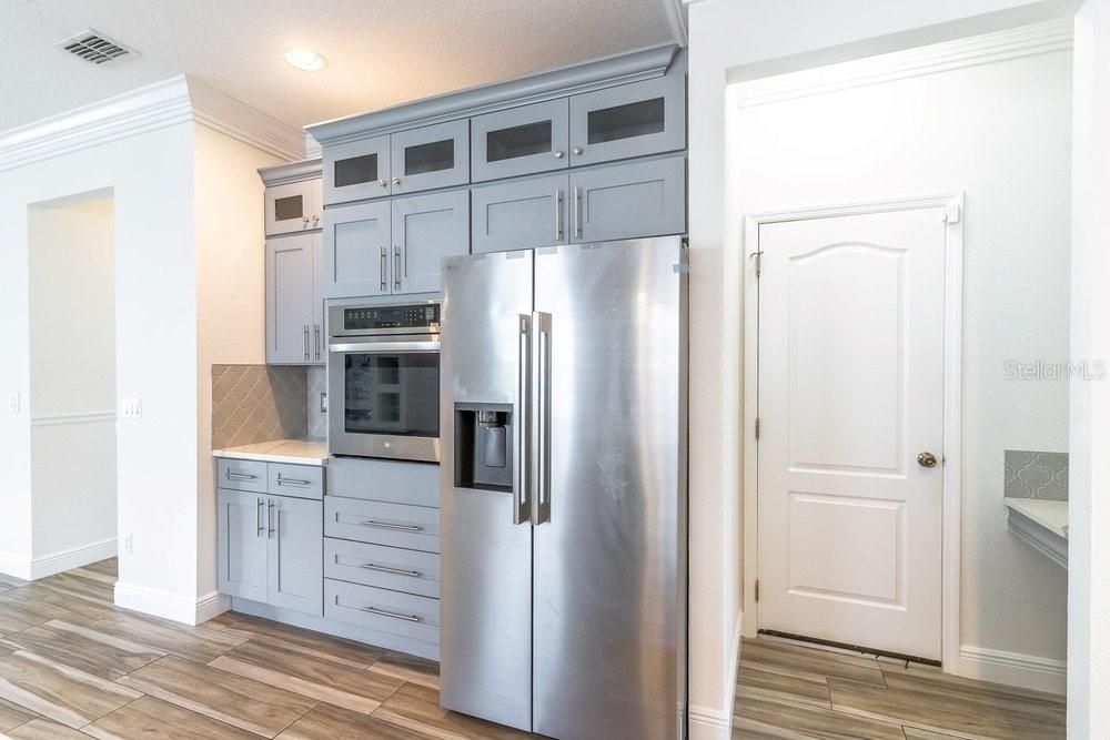 For Sale: $322,900 (4 beds, 2 baths, 1990 Square Feet)