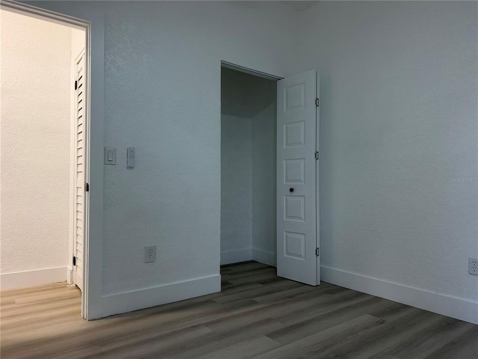 En Venta: $314,900 (4 camas, 2 baños, 1571 Pies cuadrados)