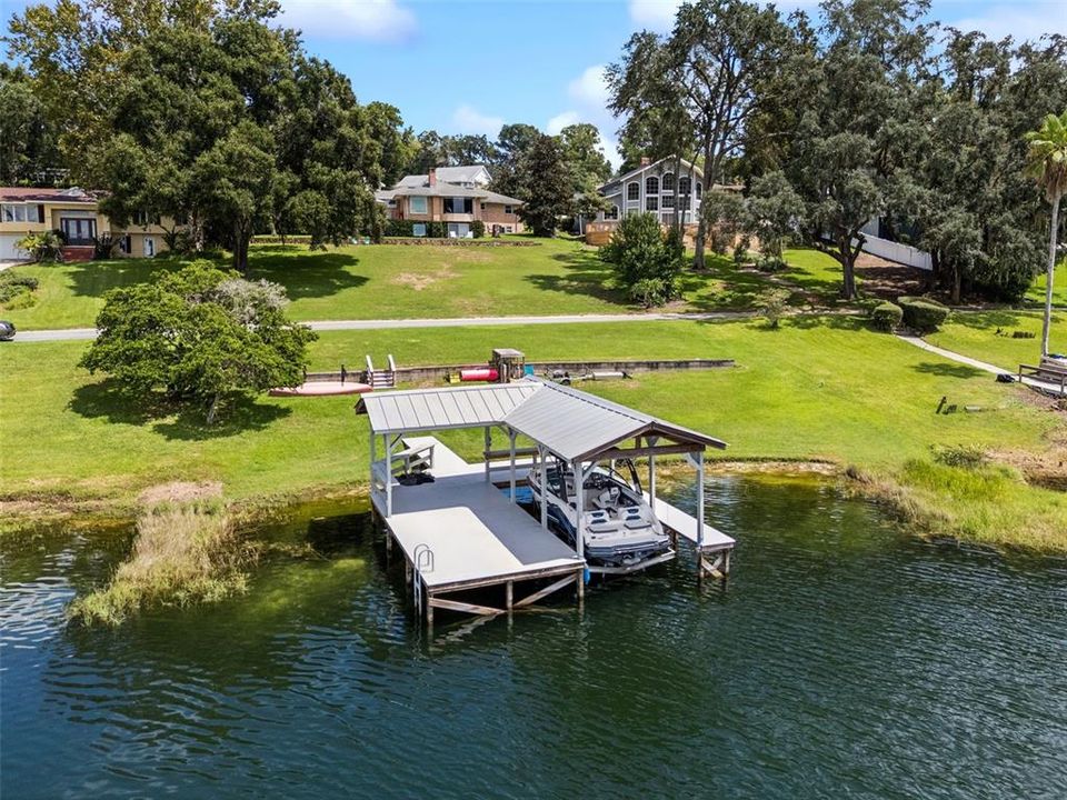 For Sale: $950,000 (4 beds, 3 baths, 4019 Square Feet)