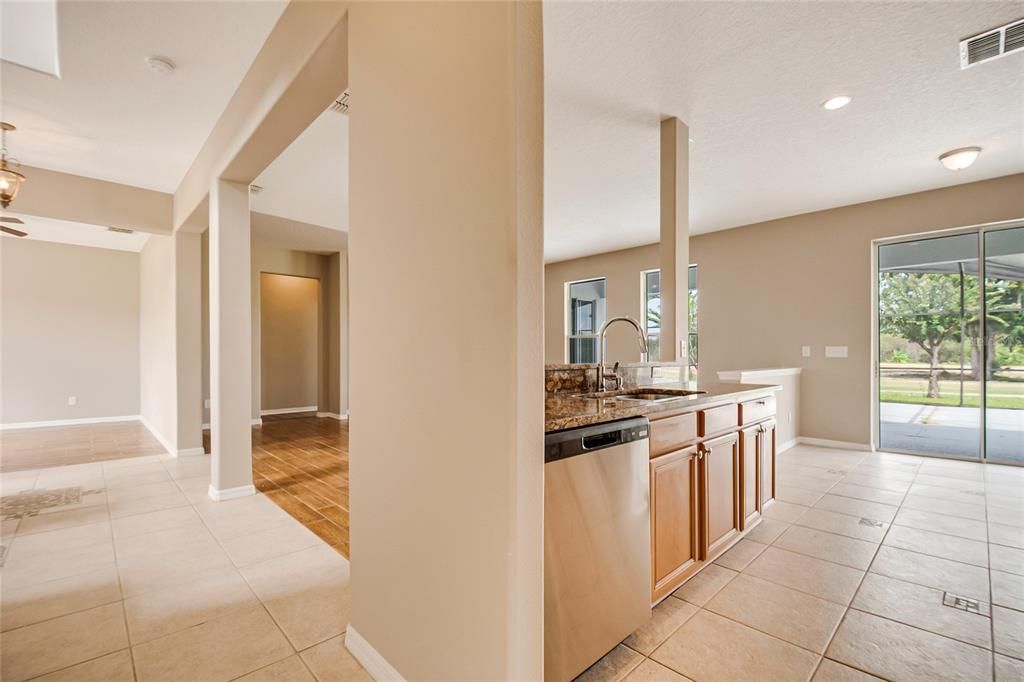For Sale: $561,900 (5 beds, 3 baths, 3592 Square Feet)