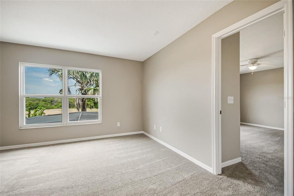 For Sale: $561,900 (5 beds, 3 baths, 3592 Square Feet)