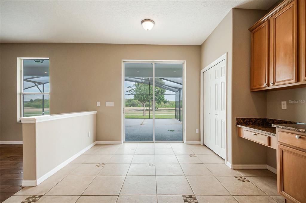 For Sale: $561,900 (5 beds, 3 baths, 3592 Square Feet)