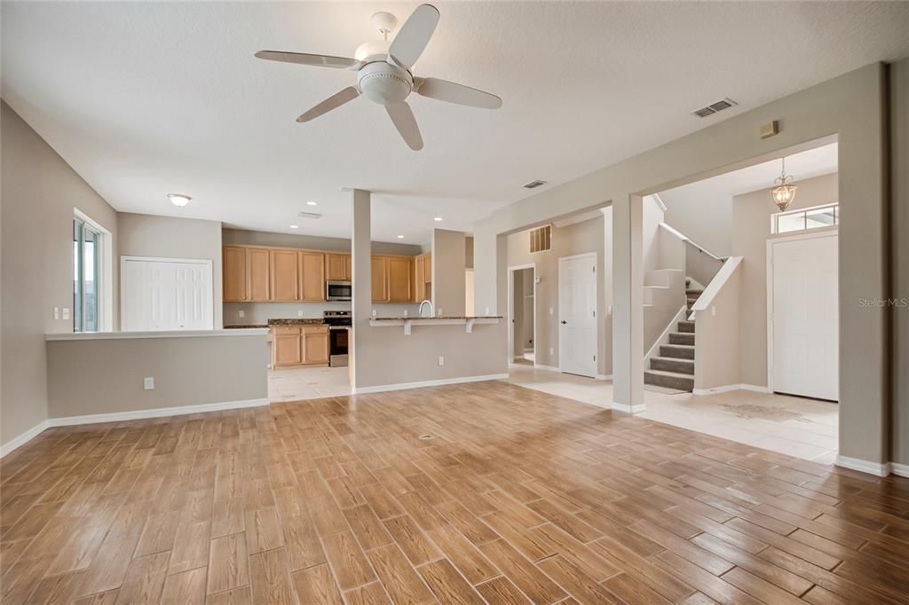 For Sale: $561,900 (5 beds, 3 baths, 3592 Square Feet)