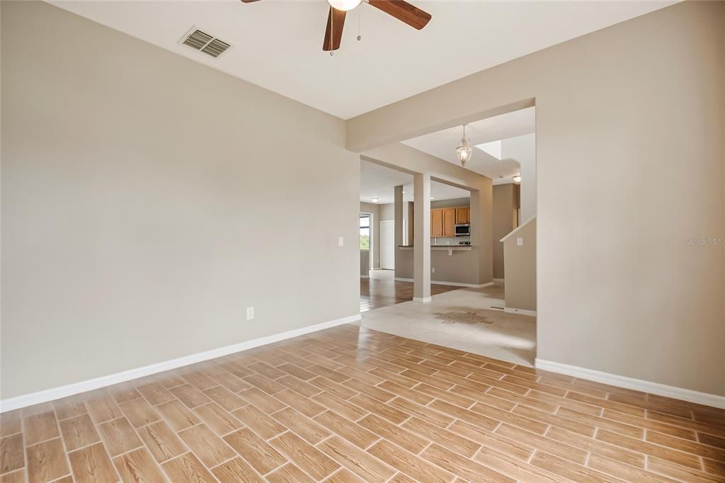 For Sale: $561,900 (5 beds, 3 baths, 3592 Square Feet)