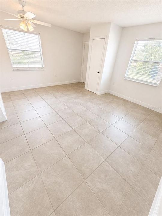 For Rent: $1,099 (1 beds, 1 baths, 629 Square Feet)