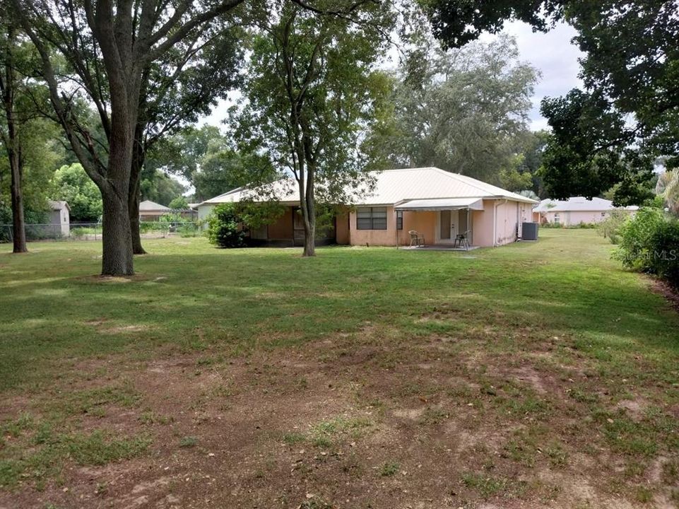 For Sale: $249,900 (3 beds, 2 baths, 1525 Square Feet)