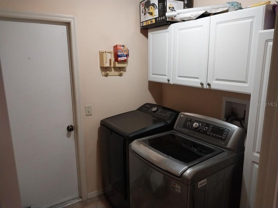 For Sale: $249,900 (3 beds, 2 baths, 1525 Square Feet)