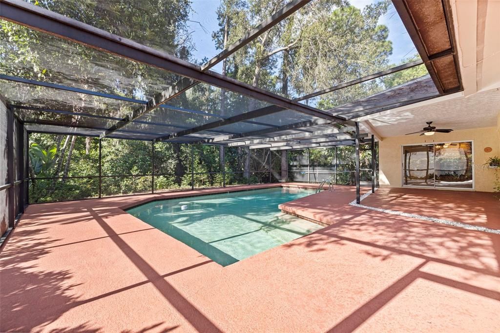 En Venta: $625,000 (4 camas, 2 baños, 2378 Pies cuadrados)