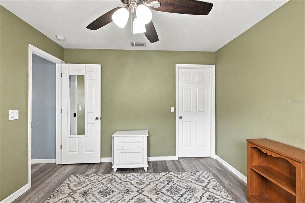 For Sale: $295,000 (3 beds, 2 baths, 1836 Square Feet)