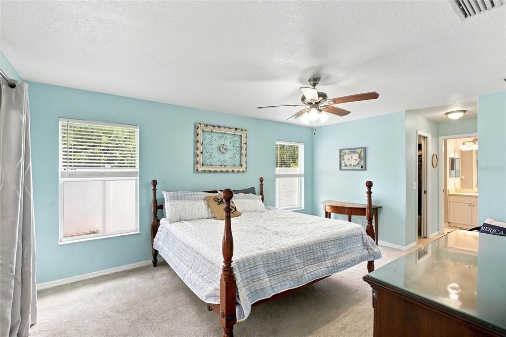 For Sale: $295,000 (3 beds, 2 baths, 1836 Square Feet)