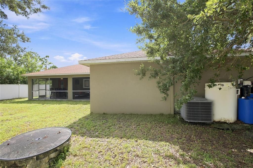 For Sale: $295,000 (3 beds, 2 baths, 1836 Square Feet)
