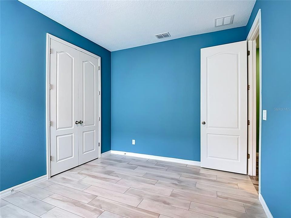 For Sale: $435,000 (3 beds, 2 baths, 1636 Square Feet)