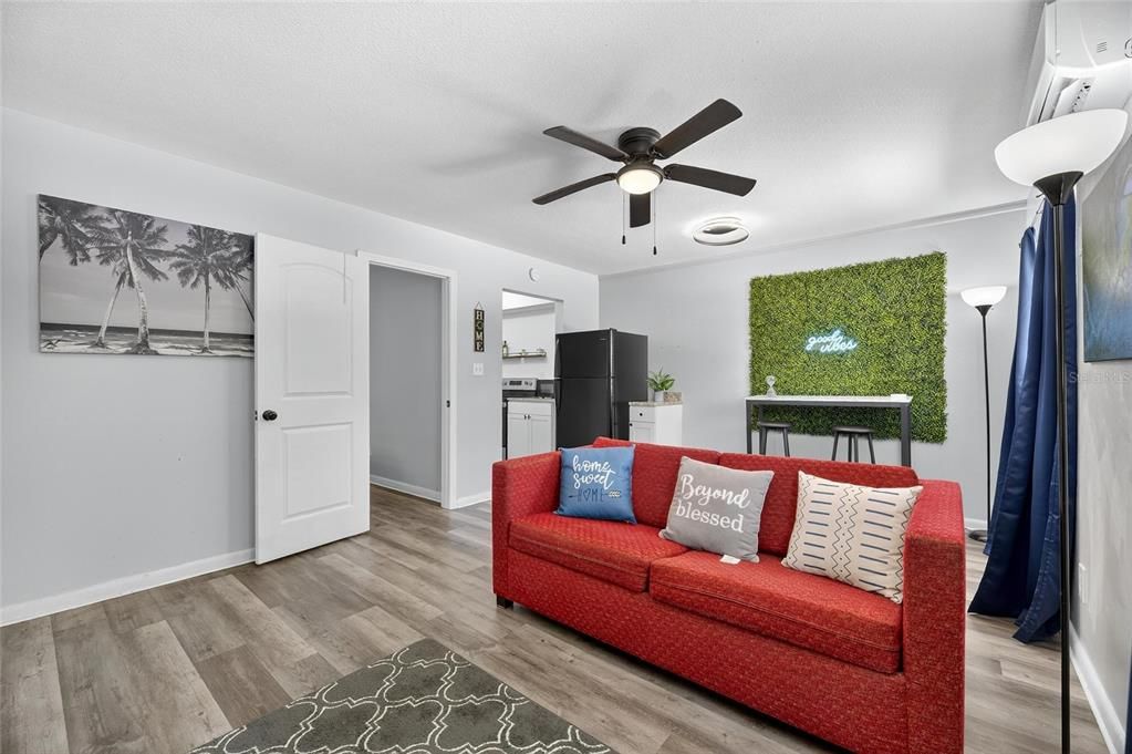 En Venta: $825,000 (4 camas, 0 baños, 2124 Pies cuadrados)