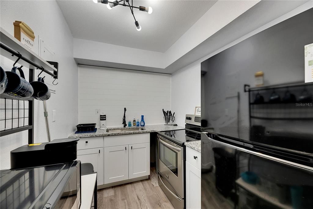 En Venta: $825,000 (4 camas, 0 baños, 2124 Pies cuadrados)