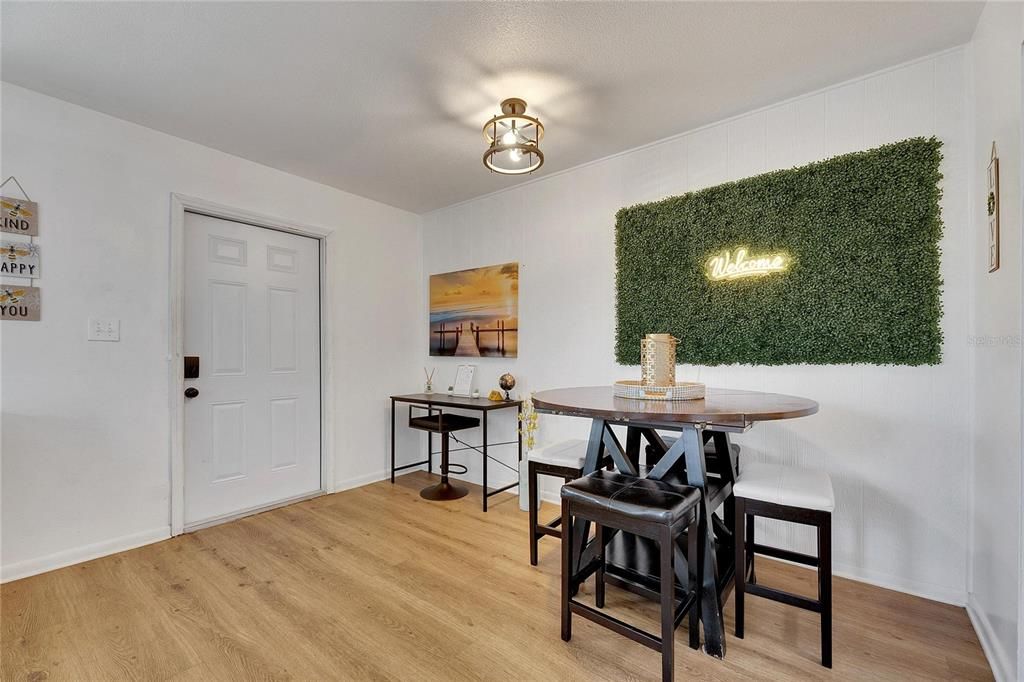 En Venta: $825,000 (4 camas, 0 baños, 2124 Pies cuadrados)