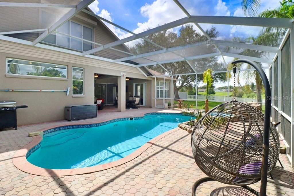 Active With Contract: $734,900 (4 beds, 4 baths, 3480 Square Feet)