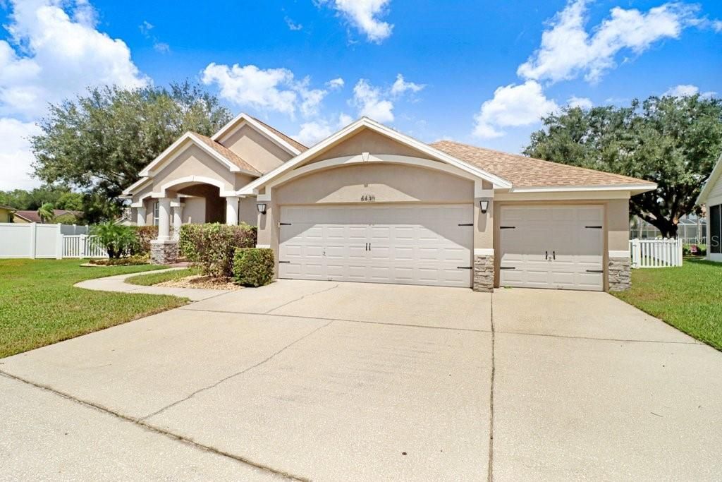 Active With Contract: $734,900 (4 beds, 4 baths, 3480 Square Feet)