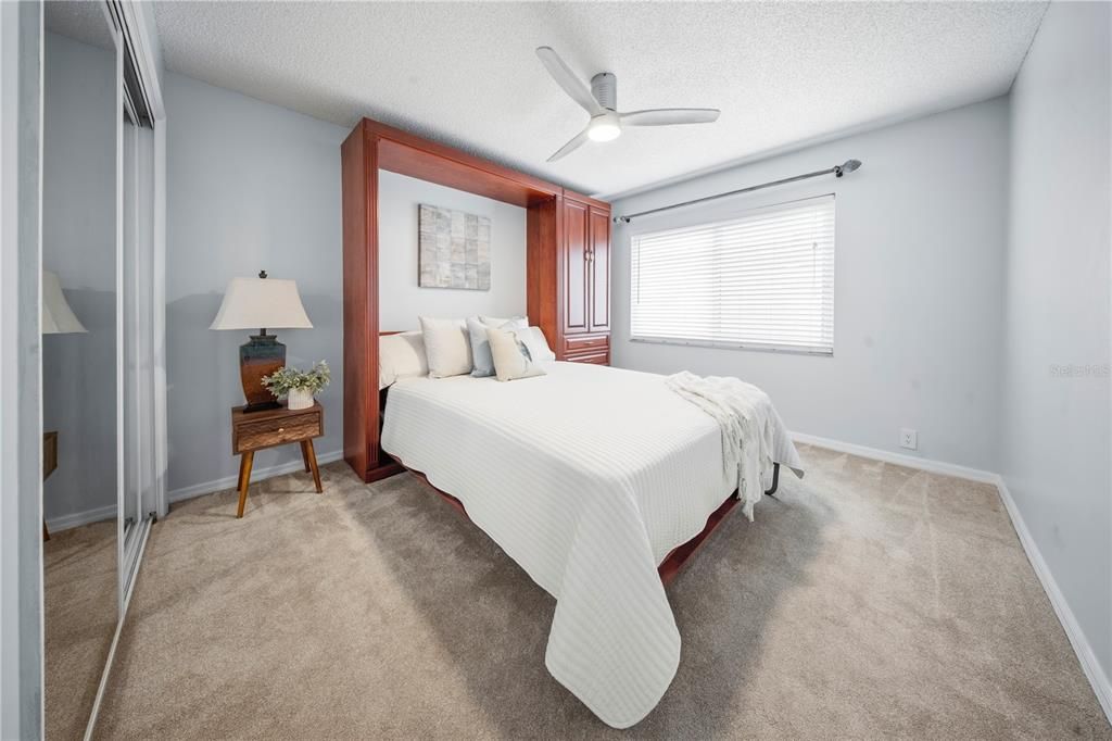 For Sale: $775,000 (4 beds, 3 baths, 2526 Square Feet)