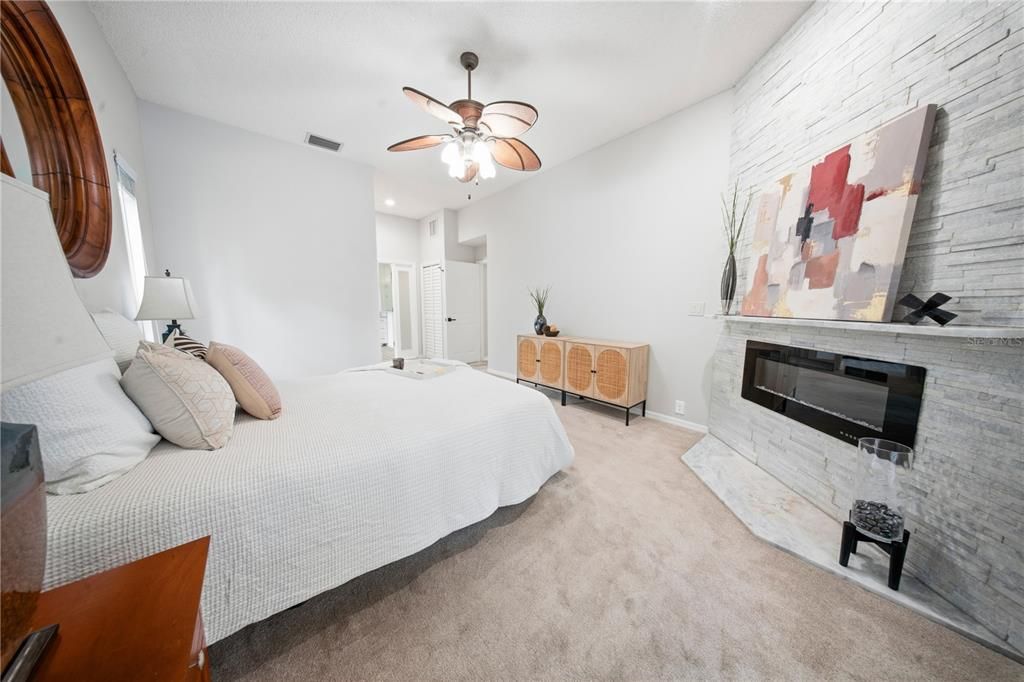 For Sale: $775,000 (4 beds, 3 baths, 2526 Square Feet)