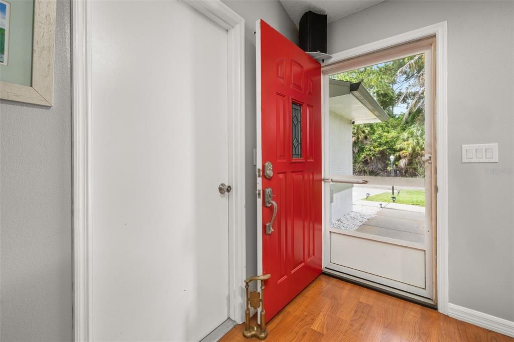 For Sale: $343,000 (3 beds, 2 baths, 1629 Square Feet)