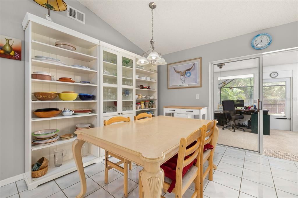 For Sale: $343,000 (3 beds, 2 baths, 1629 Square Feet)