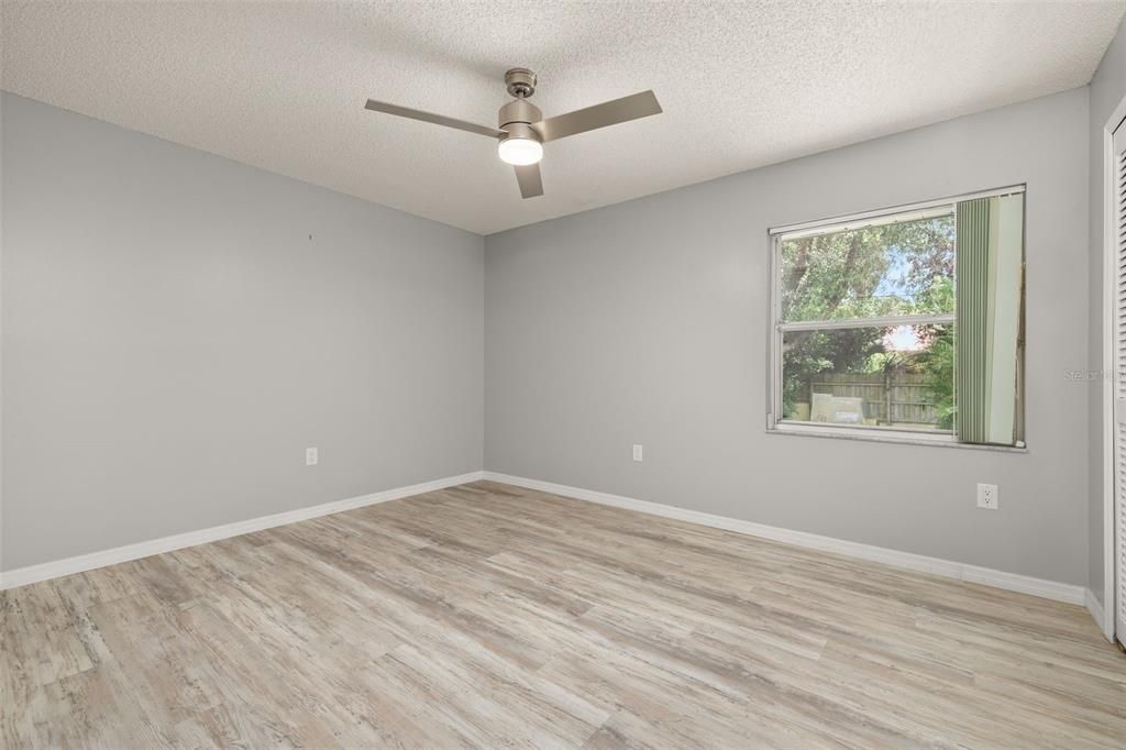 For Sale: $343,000 (3 beds, 2 baths, 1629 Square Feet)