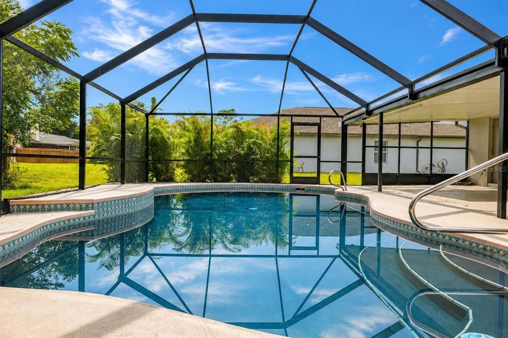 For Sale: $343,000 (3 beds, 2 baths, 1629 Square Feet)
