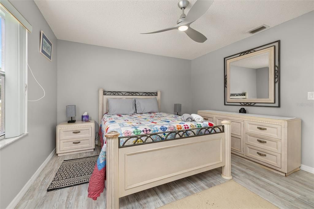 For Sale: $343,000 (3 beds, 2 baths, 1629 Square Feet)
