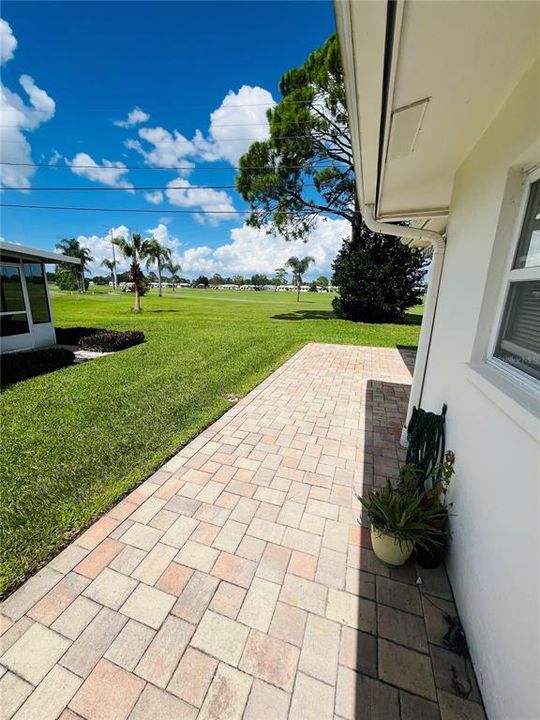 En Venta: $369,900 (2 camas, 2 baños, 1649 Pies cuadrados)