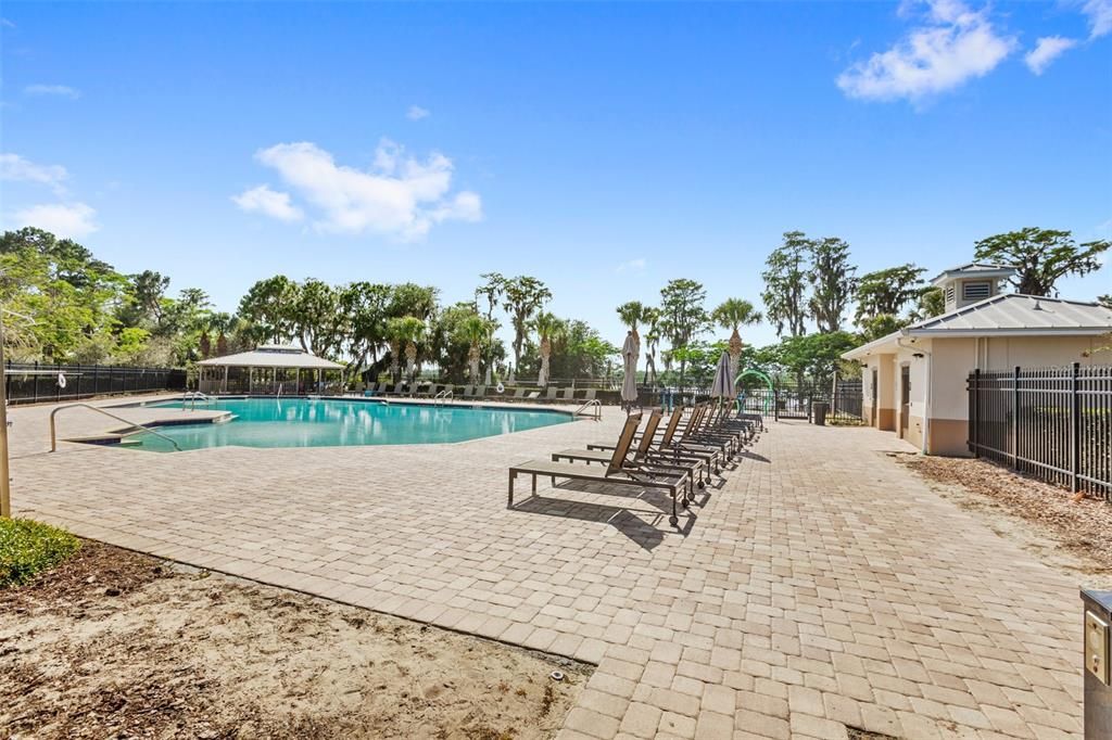 En Venta: $795,000 (5 camas, 4 baños, 3566 Pies cuadrados)