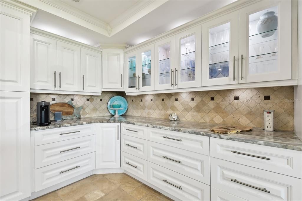 En Venta: $450,000 (2 camas, 2 baños, 1210 Pies cuadrados)