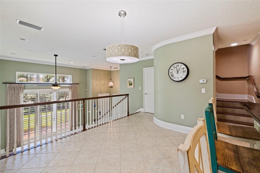 For Sale: $1,099,000 (2 beds, 2 baths, 1619 Square Feet)