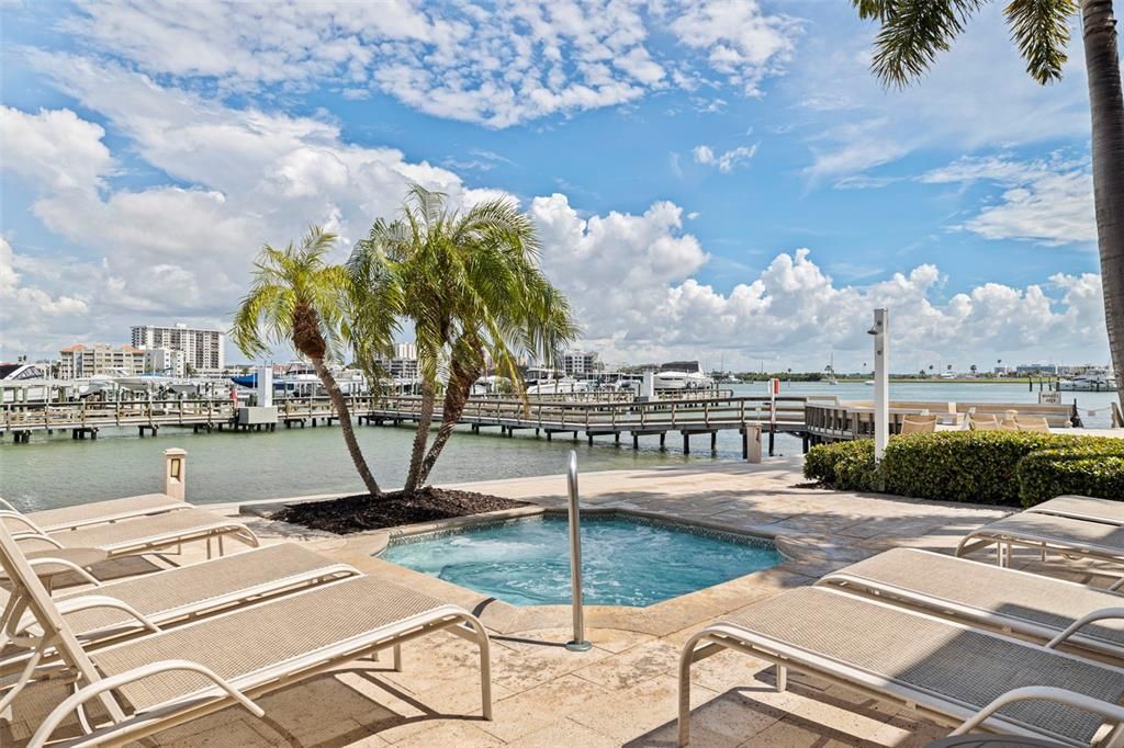 For Sale: $1,099,000 (2 beds, 2 baths, 1619 Square Feet)