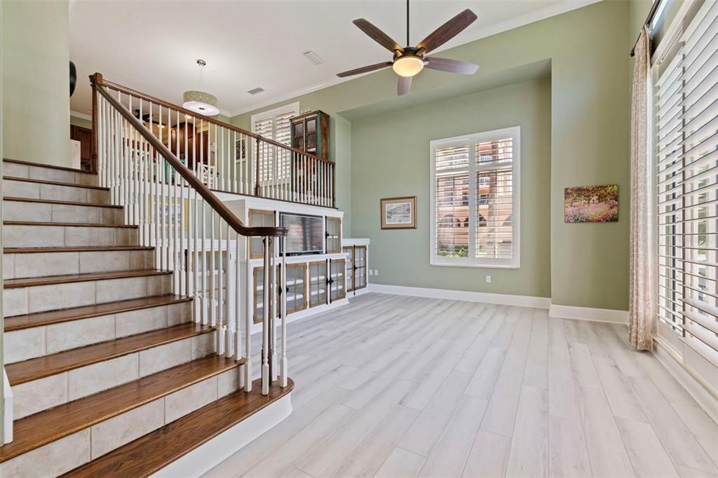 For Sale: $1,099,000 (2 beds, 2 baths, 1619 Square Feet)