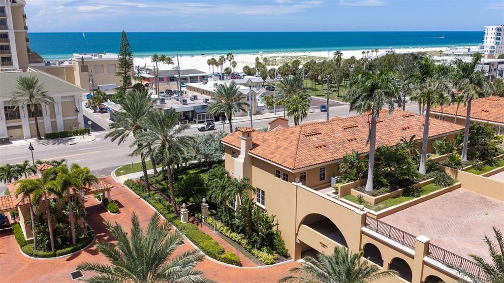 For Sale: $1,099,000 (2 beds, 2 baths, 1619 Square Feet)