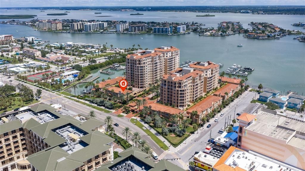 For Sale: $1,099,000 (2 beds, 2 baths, 1619 Square Feet)