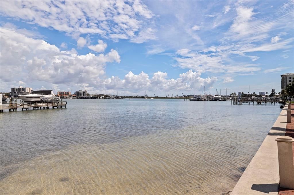 For Sale: $1,099,000 (2 beds, 2 baths, 1619 Square Feet)