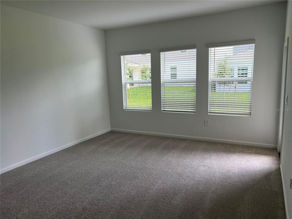 For Rent: $3,400 (4 beds, 3 baths, 2992 Square Feet)