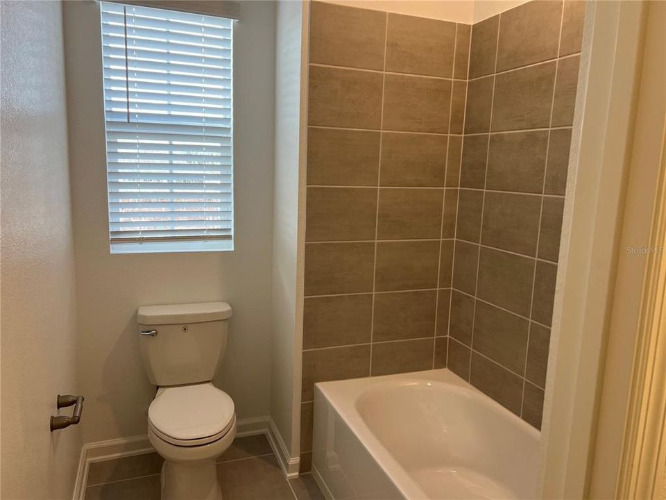 For Rent: $3,400 (4 beds, 3 baths, 2992 Square Feet)