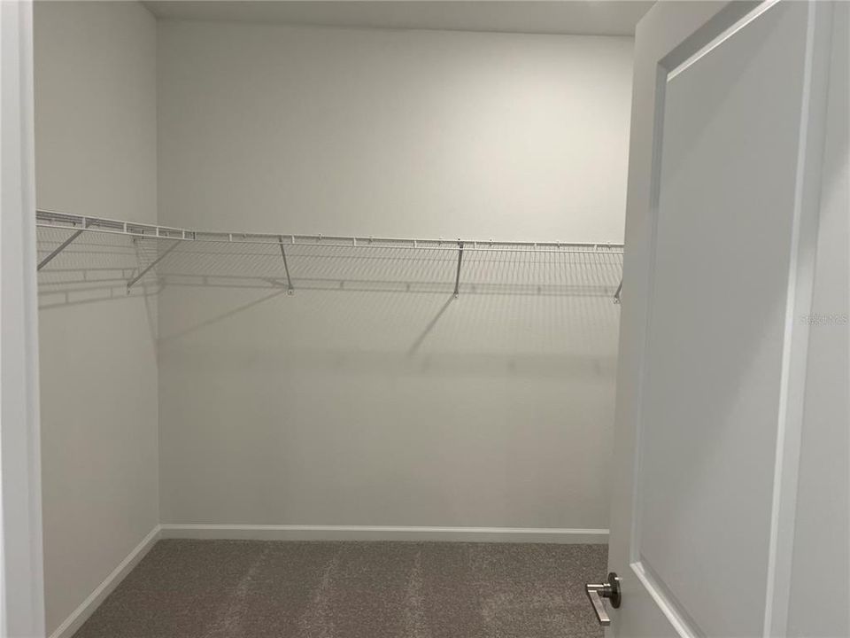 For Rent: $3,400 (4 beds, 3 baths, 2992 Square Feet)