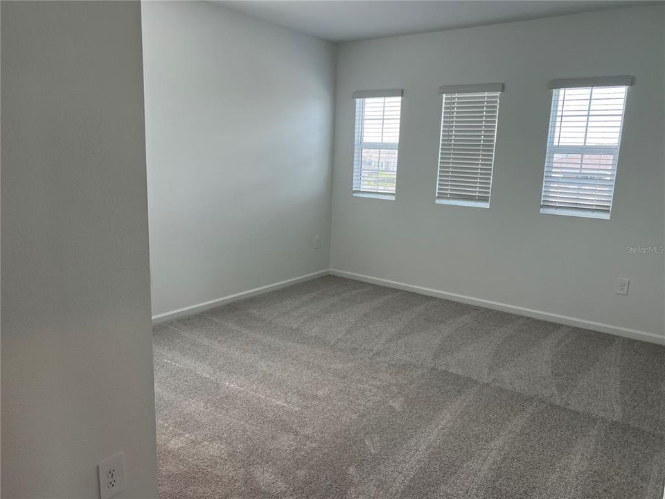 For Rent: $3,400 (4 beds, 3 baths, 2992 Square Feet)