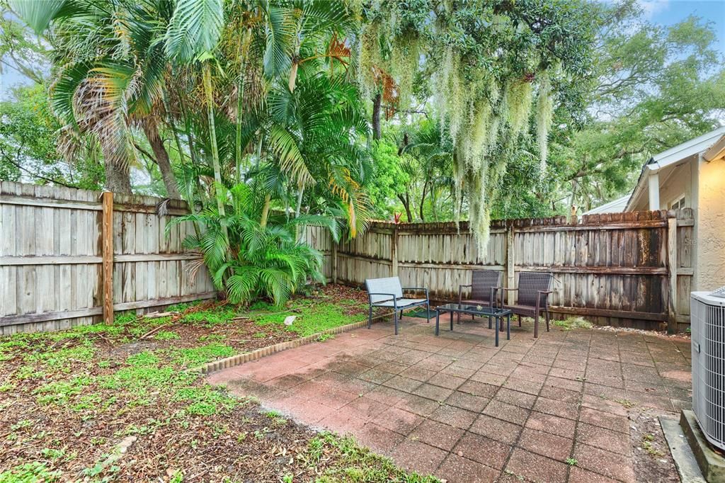En Venta: $360,000 (2 camas, 2 baños, 1013 Pies cuadrados)