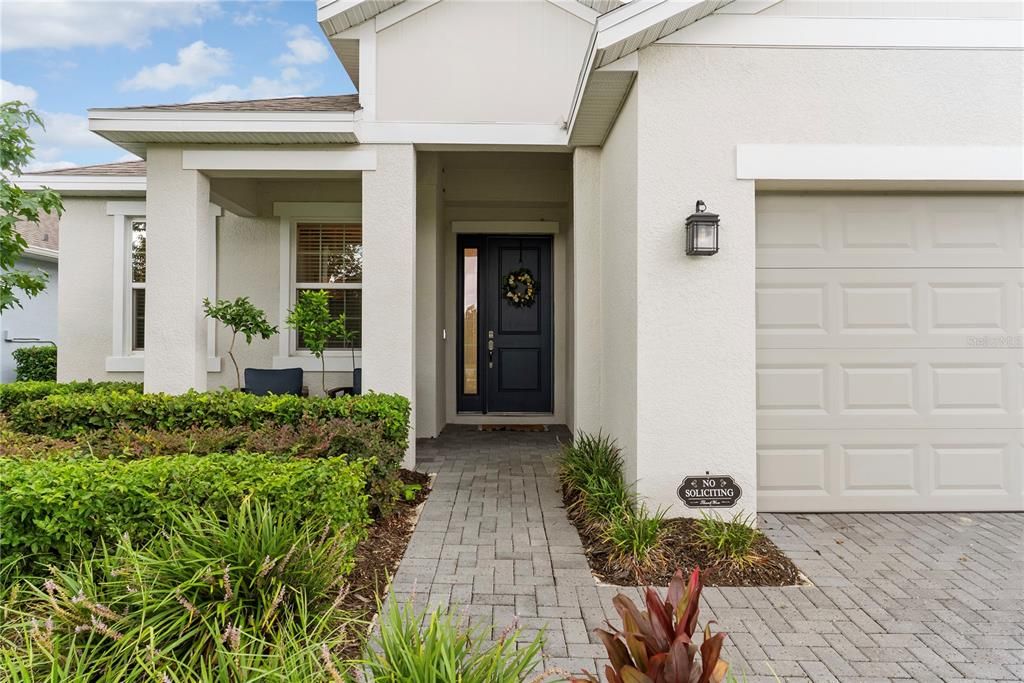 For Rent: $3,000 (4 beds, 3 baths, 2570 Square Feet)
