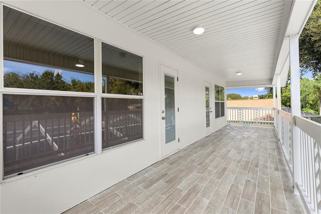 En Venta: $899,000 (4 camas, 3 baños, 2845 Pies cuadrados)