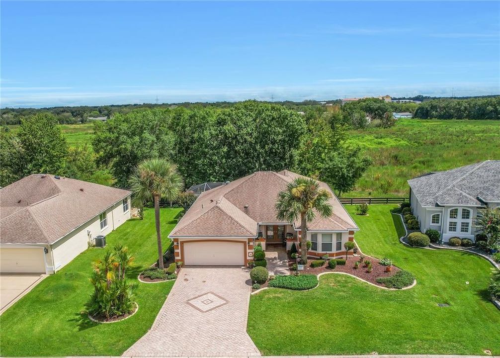 For Sale: $475,000 (2 beds, 2 baths, 2296 Square Feet)