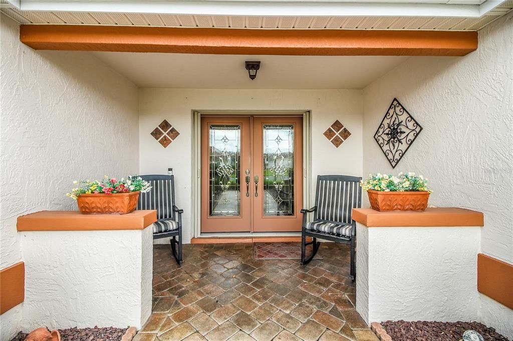 For Sale: $475,000 (2 beds, 2 baths, 2296 Square Feet)
